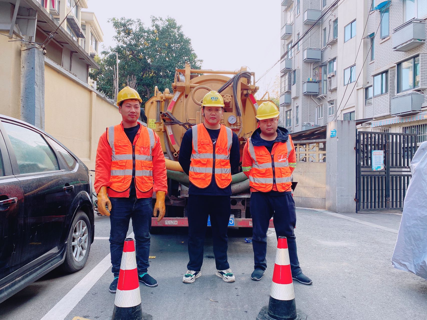 古雄南京某小区管道清淤检测施工